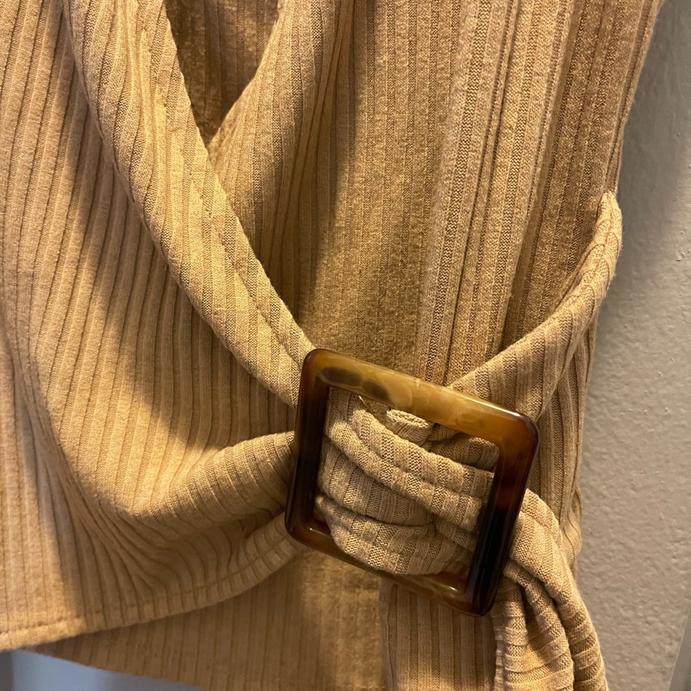 Express top - Picture 2 of 3